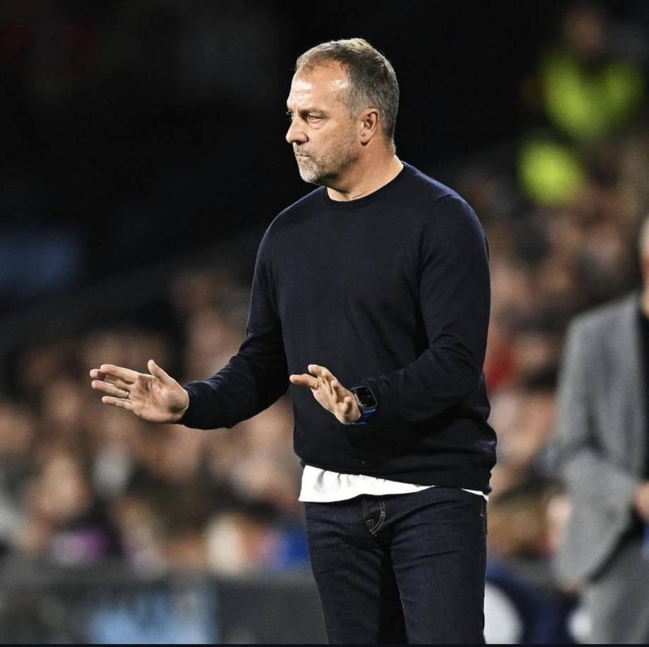 Según desveló ‘La TdT’ de Catalunya Ràdio, antes de la rueda de prensa para analizar el empate cedido ante el Celta de Vigo (2-2) con dos goles en dos minutos (84’ y 86’), Hansi Flick reprendió al equipo en el vestuario.