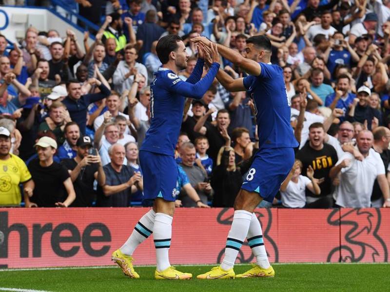 Chelsea suma su tercer triunfo en la Premier League y se coloca en el quinto lugar de la tabla con 10 puntos.