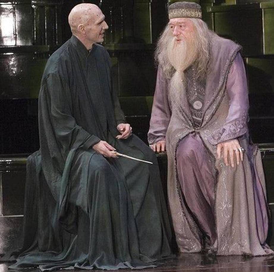 El actor irlandés afincado en el Reino Unido Michael Gambon. Ha fallecido dejando a sus familiares y seguidores con un gran dolor por la perdida. 