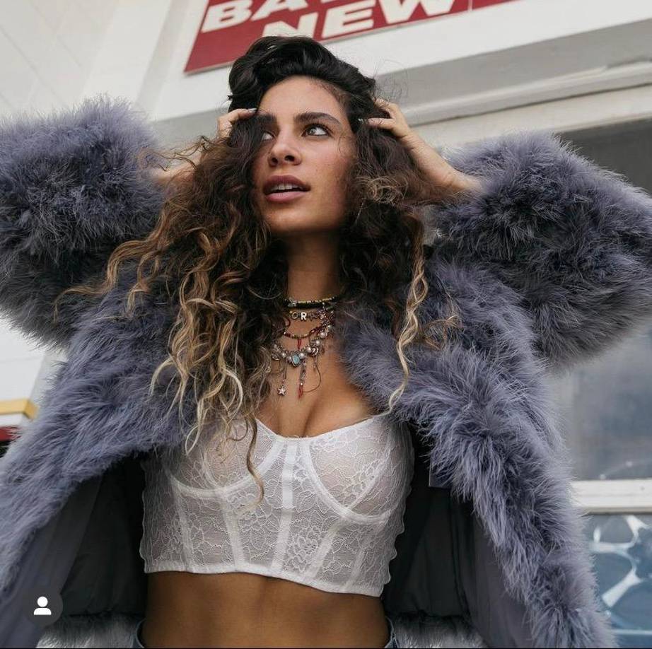 “Estoy desesperado porque se gradúe para que trabajemos juntos”, dijo Chayanne quien está listo para apoyar la carrera de su hija.