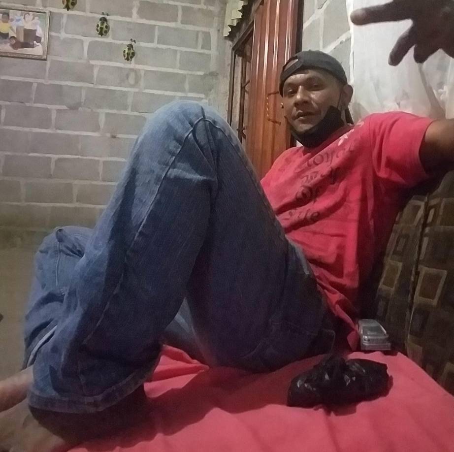 “Esto es mucho tiempo porque él ya lleva 3 o 4 meses de estar muerto, <b>ya serían 8 meses</b>. No lo va a revivir pero lo que ella quiere es enterrar el cuerpo de su hijo y que no lo vayan a dejar en otro país”, dijo su tío en declaraciones con Hoy Mismo.