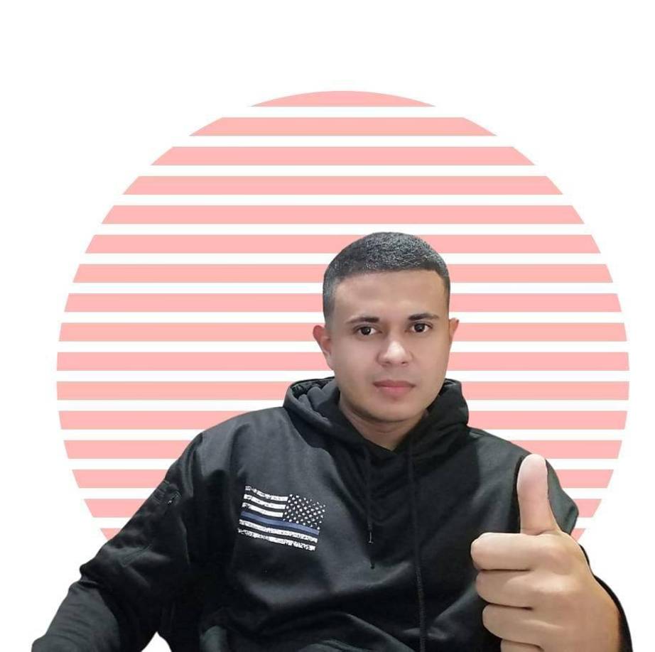 En redes sociales se le miraba muy activo y muy cercano a su familia.