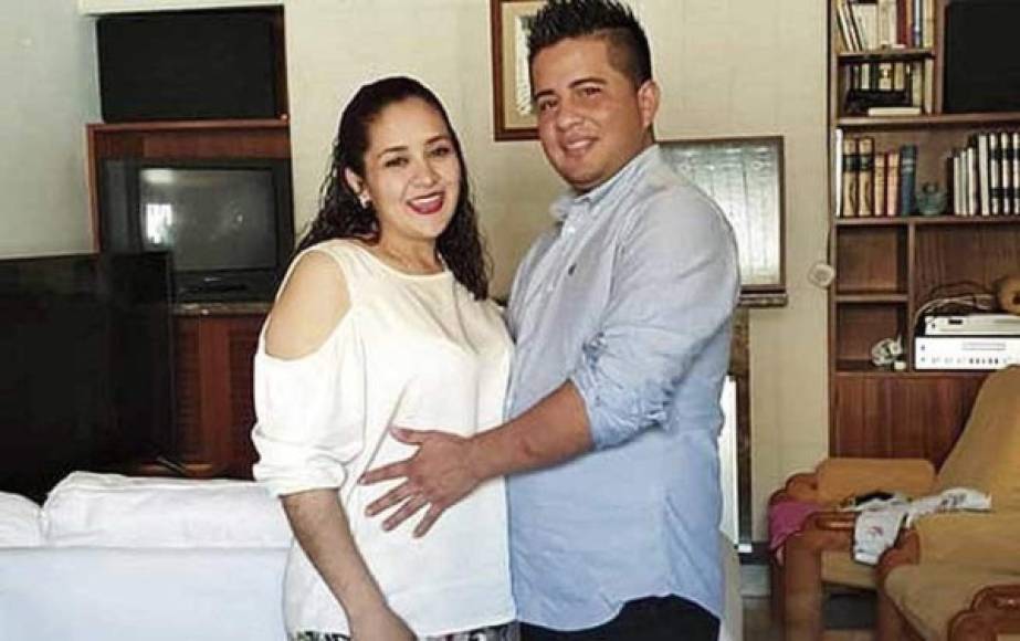 La hondureña Katty Daniela Cardona Carrillo fue arrestda después de matar a su pareja Óscar Armando Méndez en el apartamento que vivían en el tercer piso del número 3 de la calle Sant Joan Baptista de La Salle, frente al colegio del mismo nombre, en Manacor, Mallorca, España. Información tomada de diariodemallorca.es, ultimahora.es y laprovincia.es