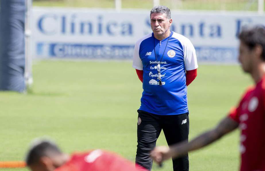 ¿Juego brusco de Honduras? La respuesta de Luis Fernando Suárez