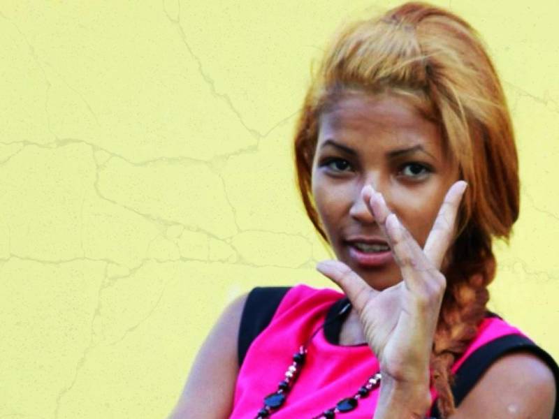 Muchas mujeres ven en las maras y pandillas un refugió del entorno violento de Honduras.