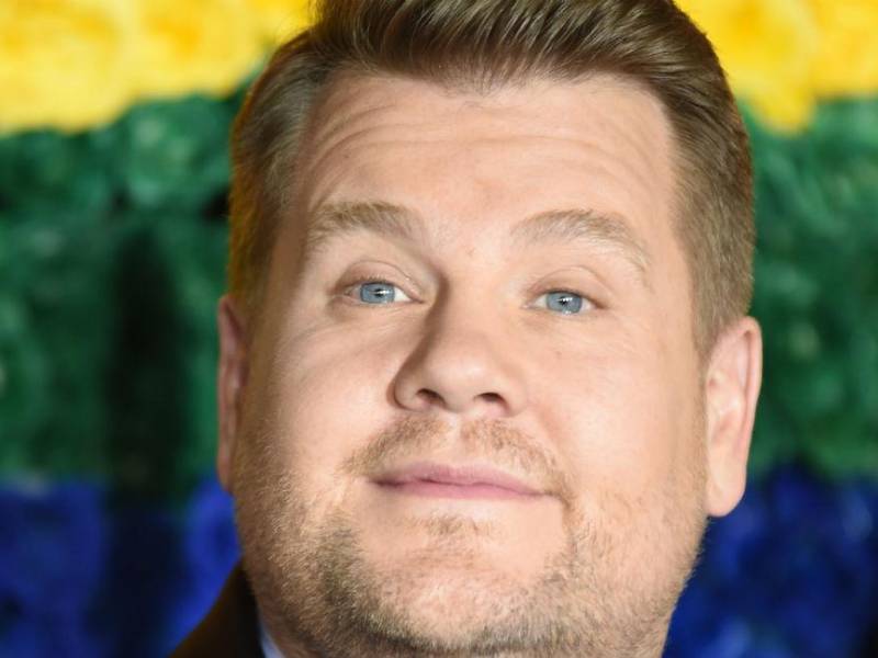 El humorista y presentador británico James Corden asegura que se siente bien de salud.