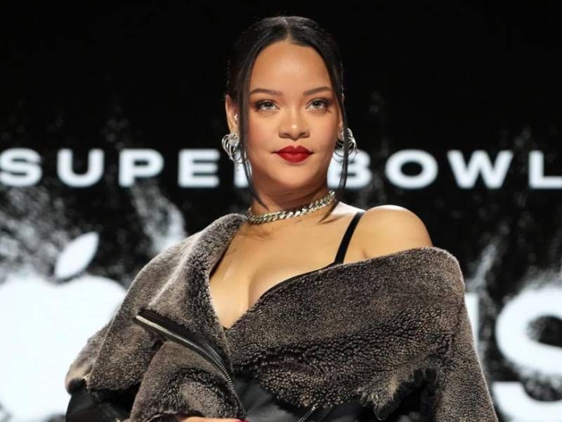 La cantante Rihanna se ha enfrentado con varios casos de acosadores.