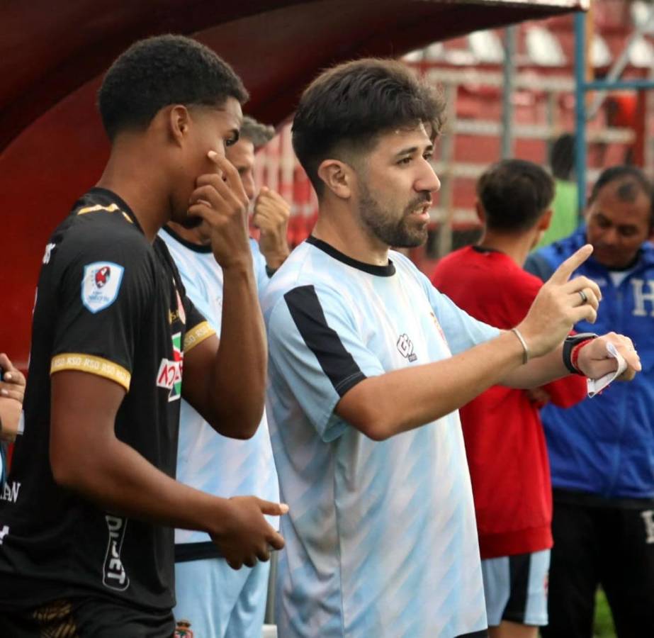 Eric Vargas: “Me toca pagar el precio por ser hijo de Héctor Vargas”