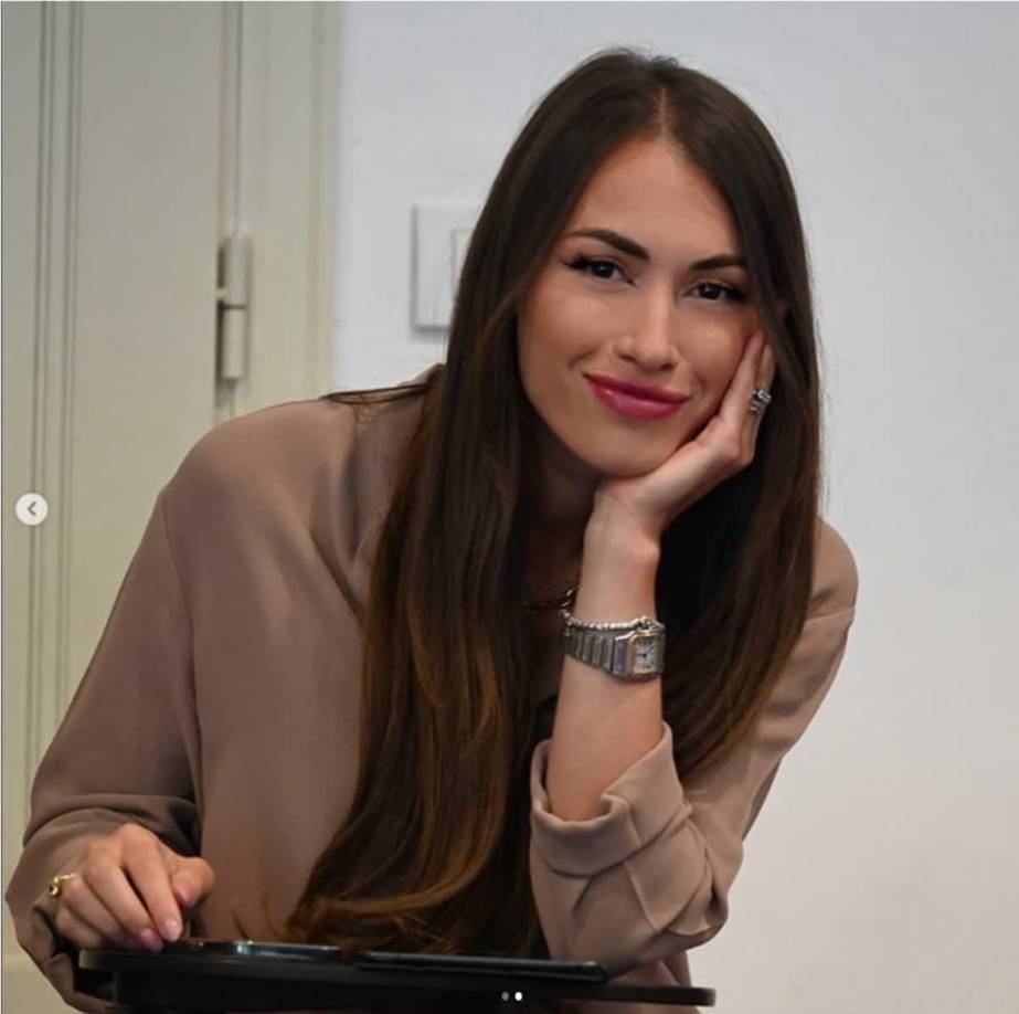 Con casi 4 años de experiencia en programas deportivos no le ha sido difícil gestionar su nuevo papel y ahora es la jefa de prensa de la Fiorentina.