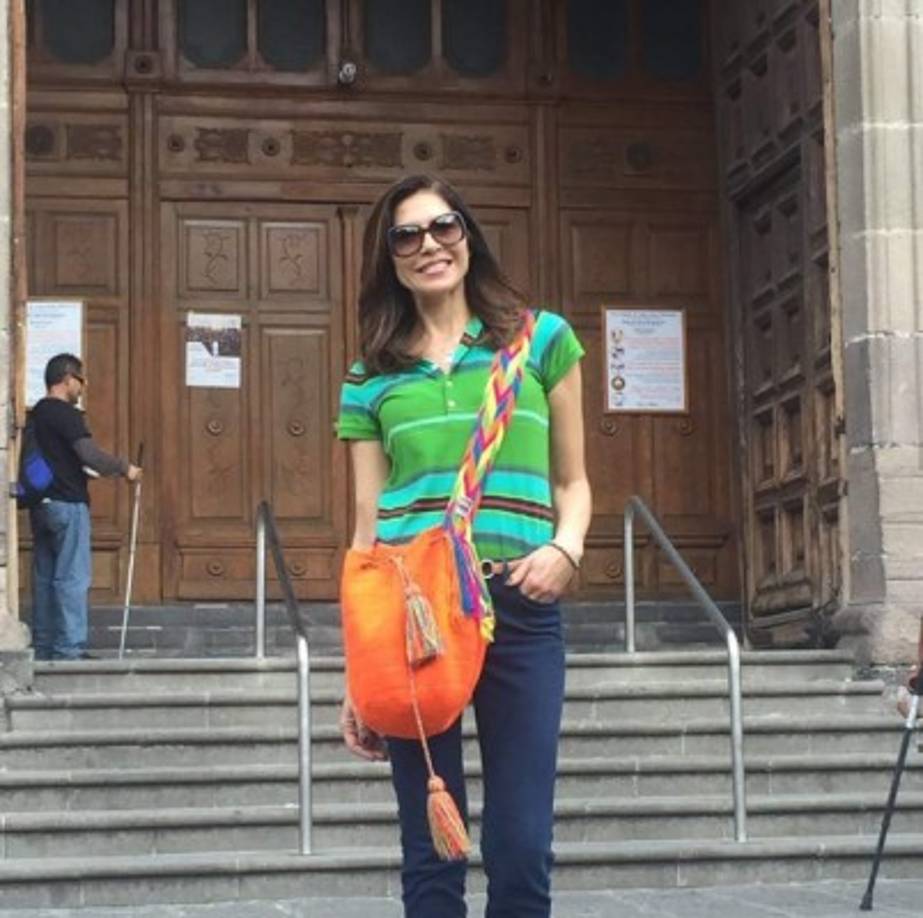 La actriz reflexiona sobre la importancia de autoexaminarse e invita a todas las mujeres a realizar la mamografía una vez al año.