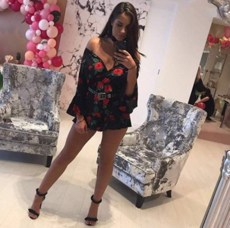 Jessica Rose es toda una inspiración para muchos hombres que sueñan pasar una noche con ella.