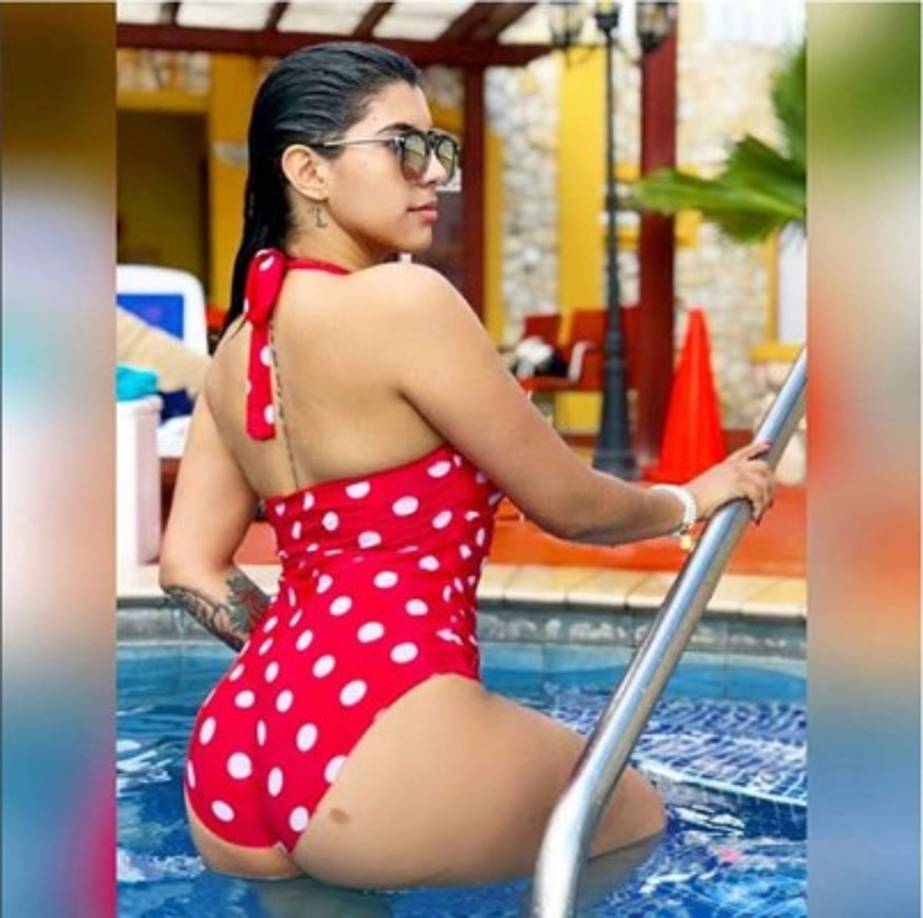 Sin importar que el fallecido defensor estuviera casado, la joven aclaró que ella 'sabía todo', sin embargo fue el mismo Arnold Peralta que le dejó 'las cosas claras' para que nunca se involucrara a su esposa. 'Desde un principio él me dejó las cosas claras, nunca involucramos a su mujer, aunque ella sabía algo porque le preguntó por mí una vez que estábamos juntos'.