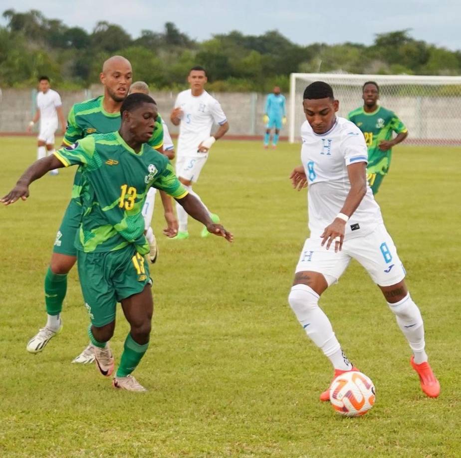 Joseph Rosales fue otro de los titulares en la Selección de Honduras contra Guayana Francesa.