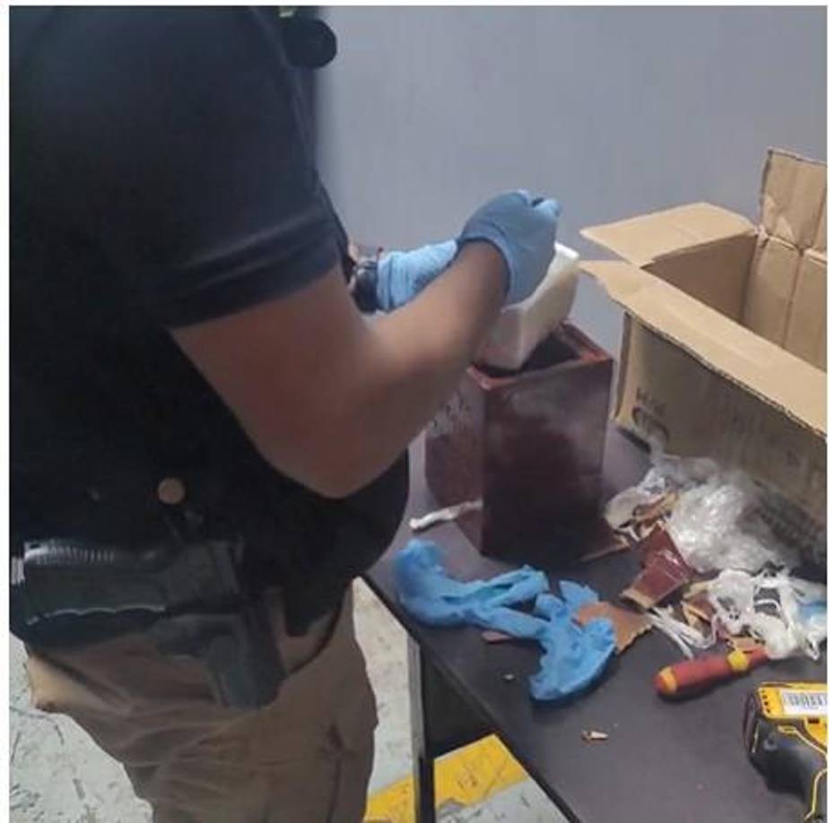 Dicha encomienda iba con destino hacia Miami, Estados Unidos