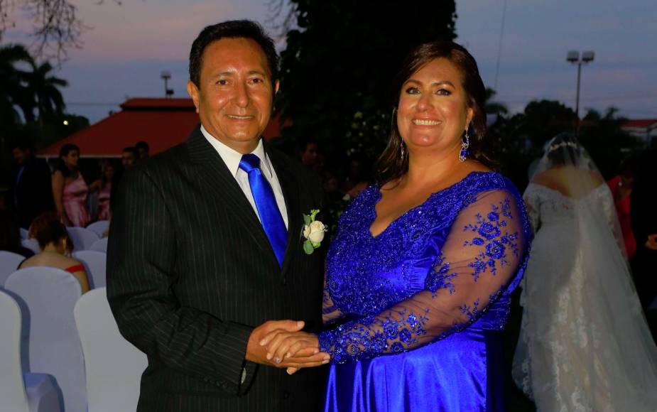 Jesse Corrales y Gisselle Prieto se unen en matrimonio