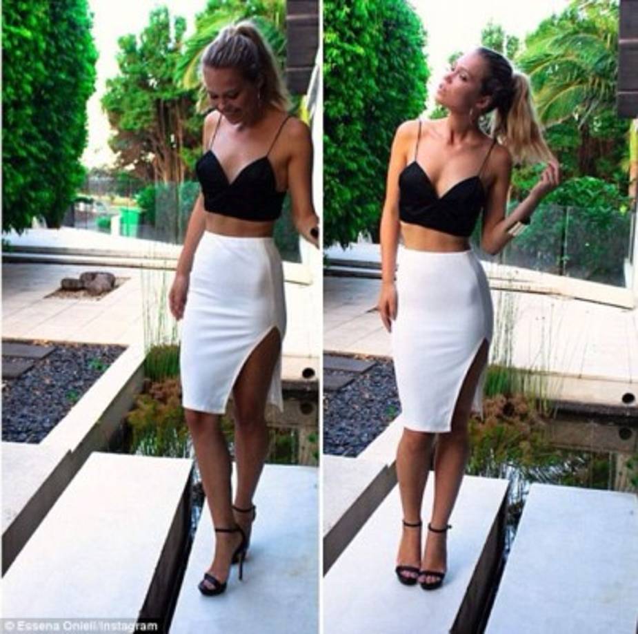 Las redes sociales no son la vida real y la fama tampoco, concluye.