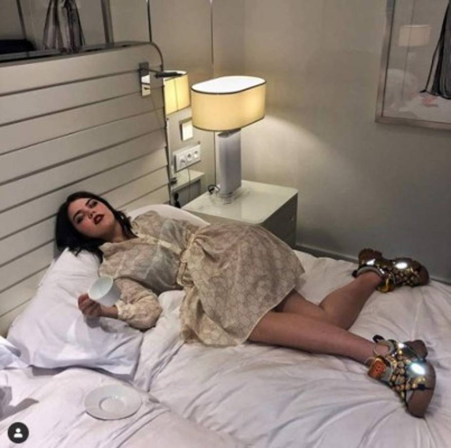 La chica es una ferviente creyente de que debemos aceptar nuestro cuerpo con sus formas y curvas, ya que según ella es un punto clave para el respeto hacia si mismo. <br/><br/>