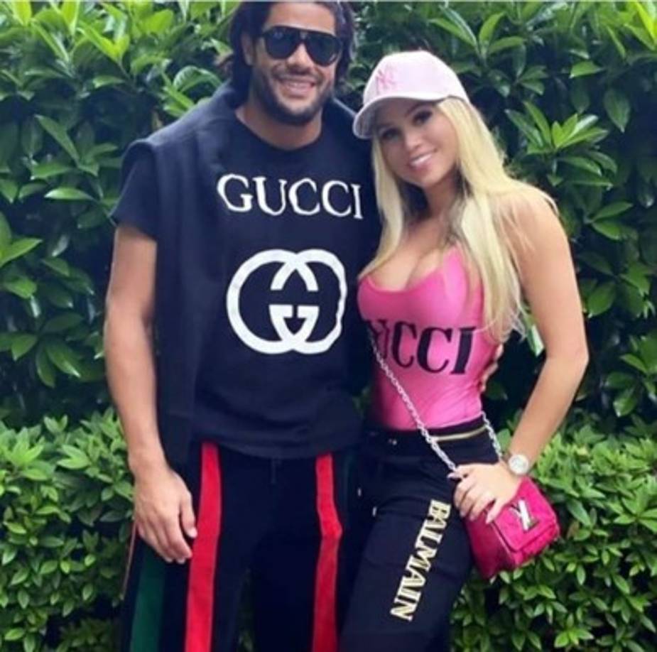 Hulk y Camila están viviendo en China, país en donde juega el delantero brasileño con el Shanghai SIPG.