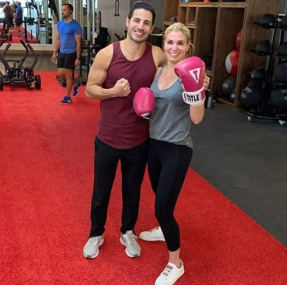 La esposa del 'El rey de los pasteles,' es amante del ejercicio.