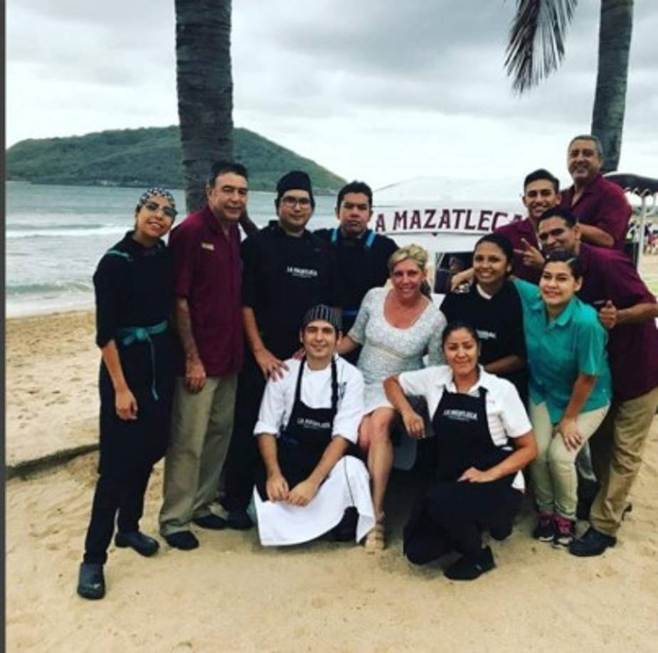Klitbo está de vacaciones en Mazatlán, México, y fue disfrutando de la playa que compartió su foto sin una gota de maquillaje.