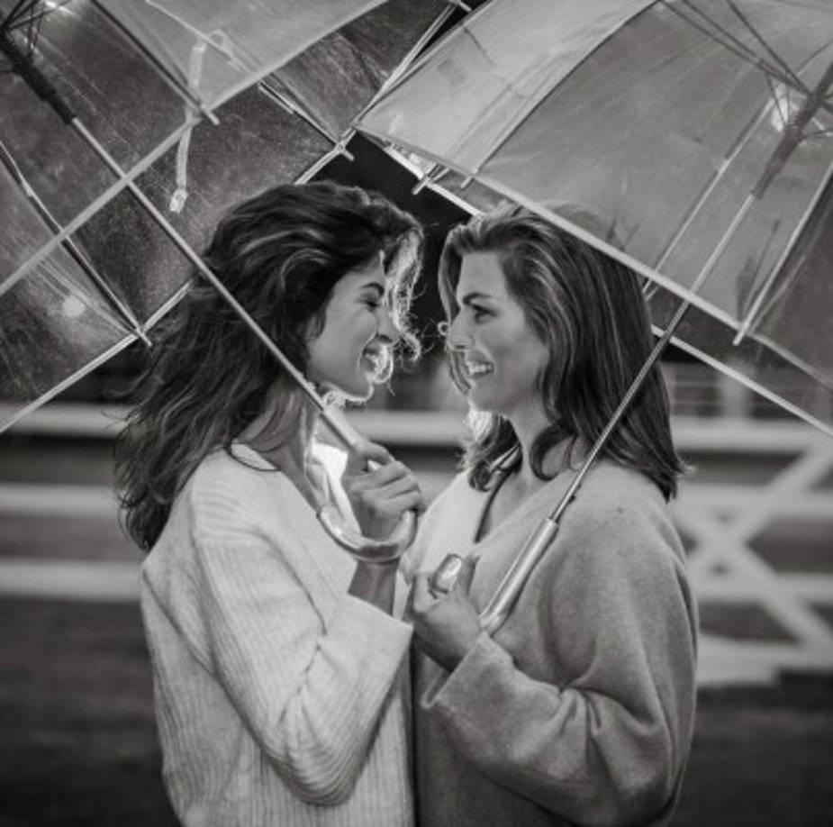 Montserrat Oliver tuvo varias parejas, incluyendo a Yolanda Andrade, pero la mujer que le ha robado el corazón es Yaya Kosikova.