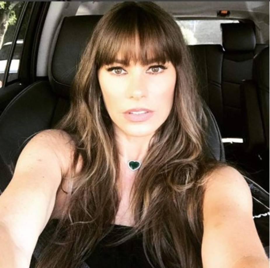Para celebrar su cumpleaños número 45 compartió una foto de su nuevo 'look' en su cuenta de Instagram. 'Nuevo corte de cabello', escribió la estrella colombiana.