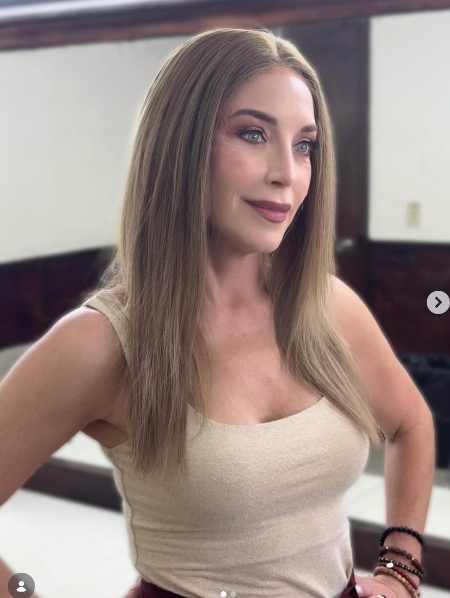 ¡Bellísima! Laura Flores impacta con su aspecto rejuvenecido