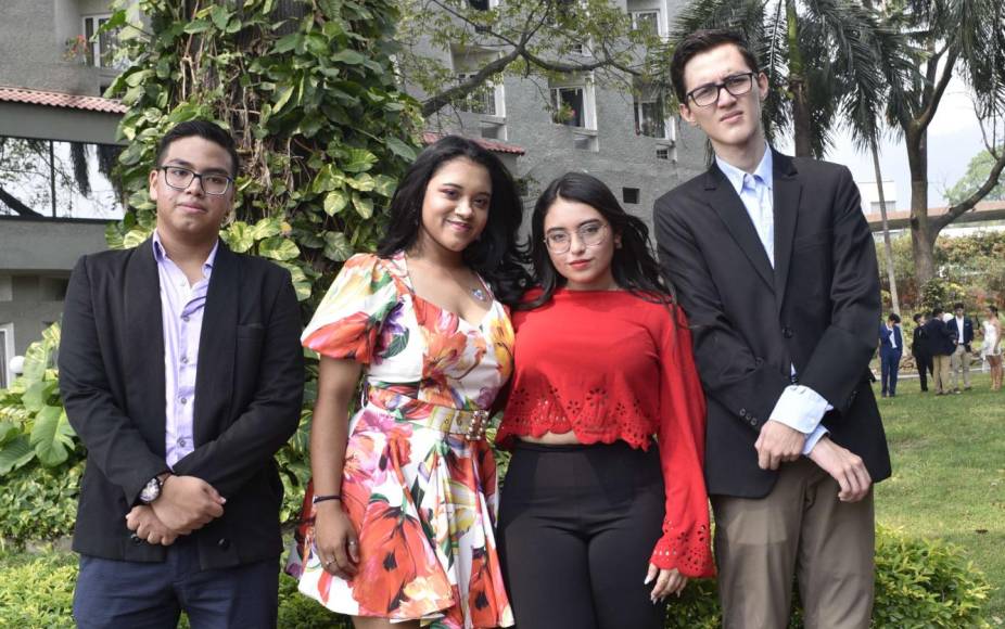 Eytan Pineda, Iris Melgar, Jensy Zerón y Gabriel Monzón