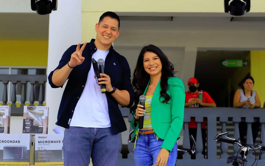 José Altamirano e Ingrid Villalobos