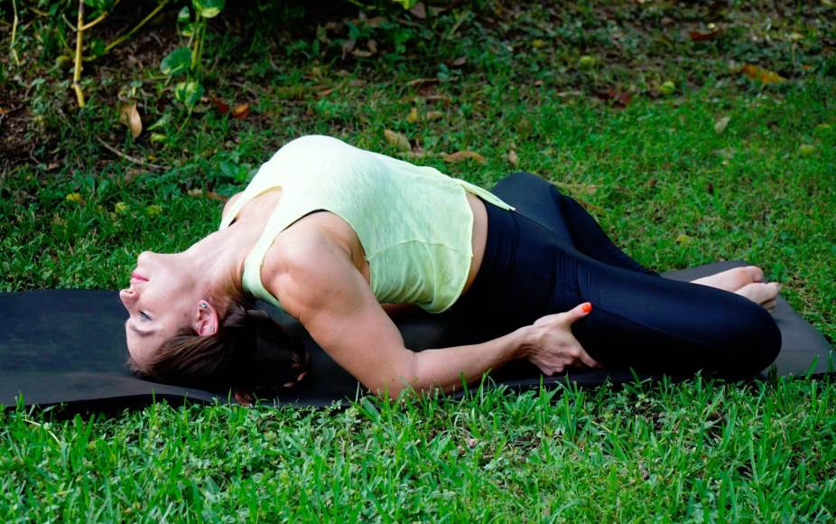 Yoga: armonice su cuerpo y mente desde casa