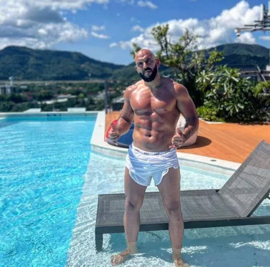 El guardaespaldas de Messi es estadounidense de origen musulmán. 