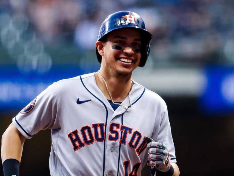 Mauricio Dubón, uno de los deportistas hondureños que pone en alto el nombre de Honduras.