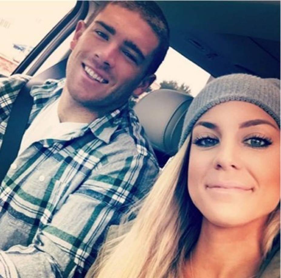 Zach Ertz, de los Philadelphia Eagles, está casado con la campeona del mundo de fútbol femenino Julie Johnston, quien juega en los Chicago Red Stars.