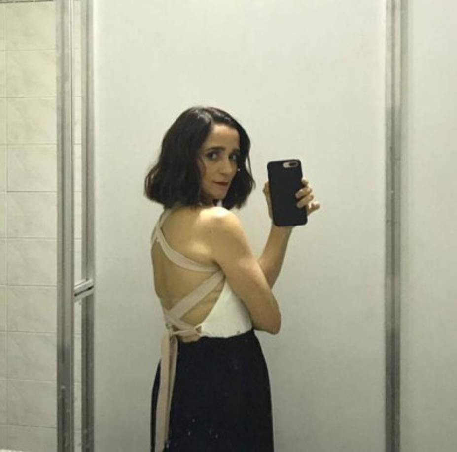 Tras dos años de residencia en Argentina, Venegas se encontró con un aguerrido movimiento feminista que demanda un cambio real ante la alarmante crisis de feminicidios que enfrenta México.