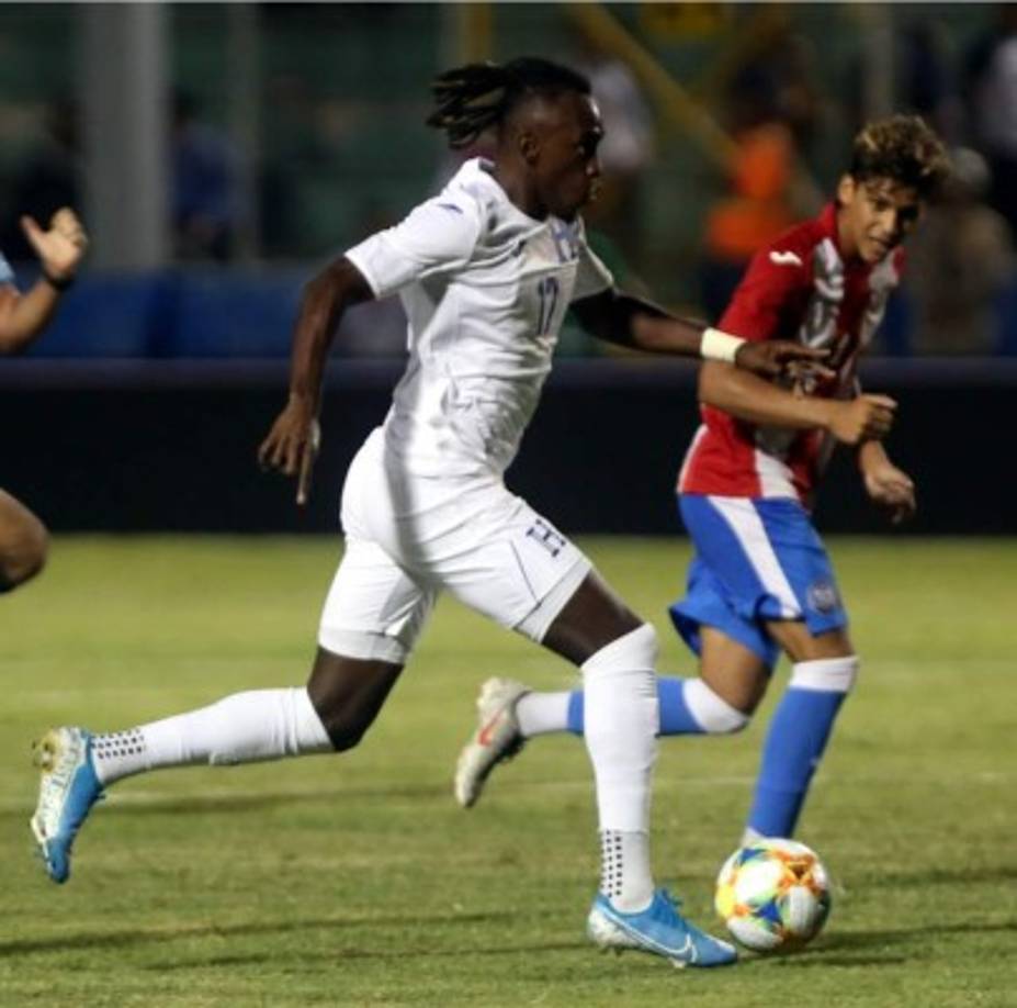 Alberth Elis - El delantero destacó ante los trinitecos y volvería a ser titular contra Martinica.