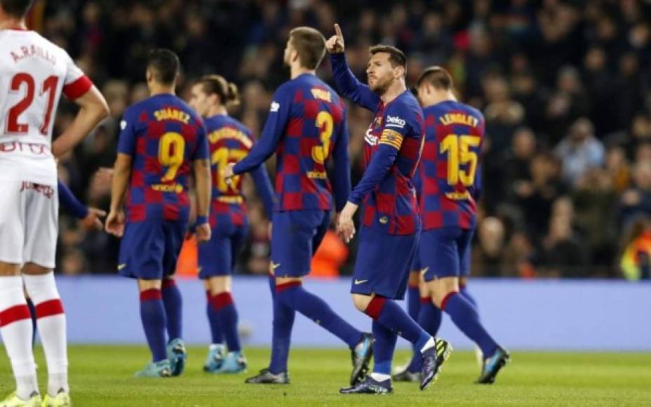 El festejo de Messi con dedicación especial hasta el palco del Camp Nou.