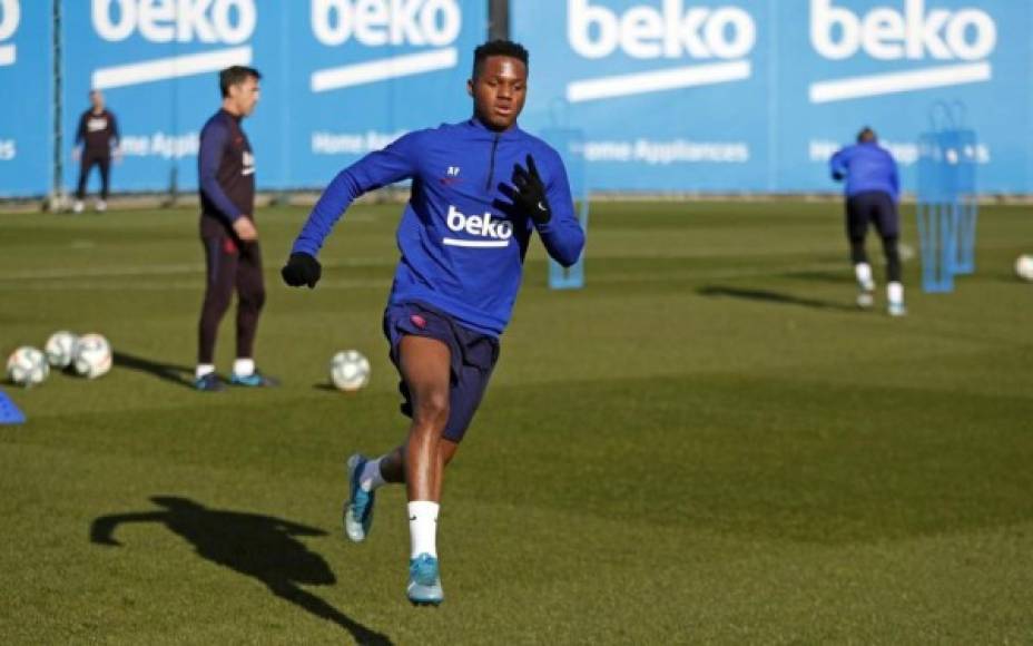Ansu Fati en el entrenamiento de hoy del FC Barcelona.