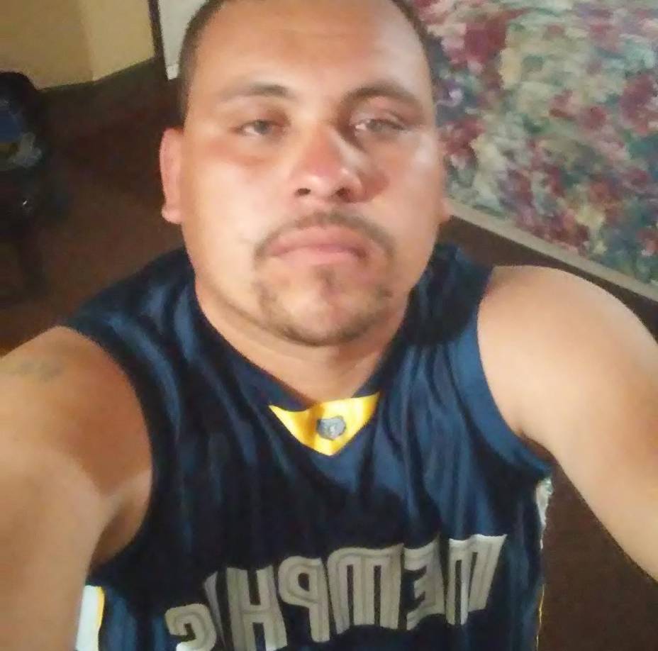 El sábado 17 de agosto se informó de la muerte violenta del hondureño Akileo Rivas, un padre de dos niños originario de Roatán, Islas de la Bahía.