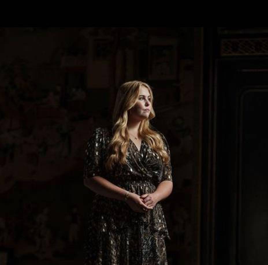 “Cuando llegó a la universidad vimos que había un gran aumento del número de agentes de seguridad, tanto visibles como invisibles, con armas pesadas escondidas en bolsas”, narró a la AFP.