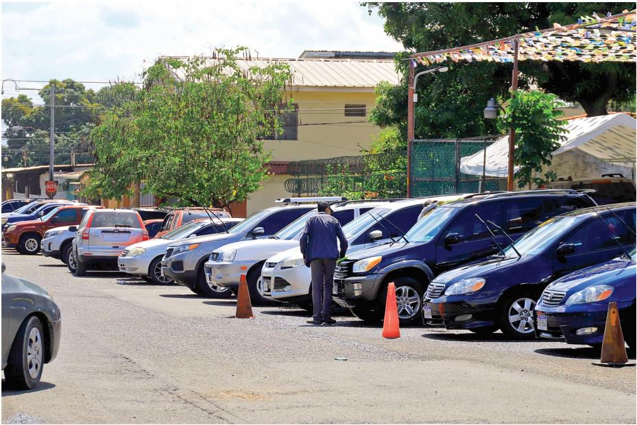 Analizan tasa única para carros usados en Honduras