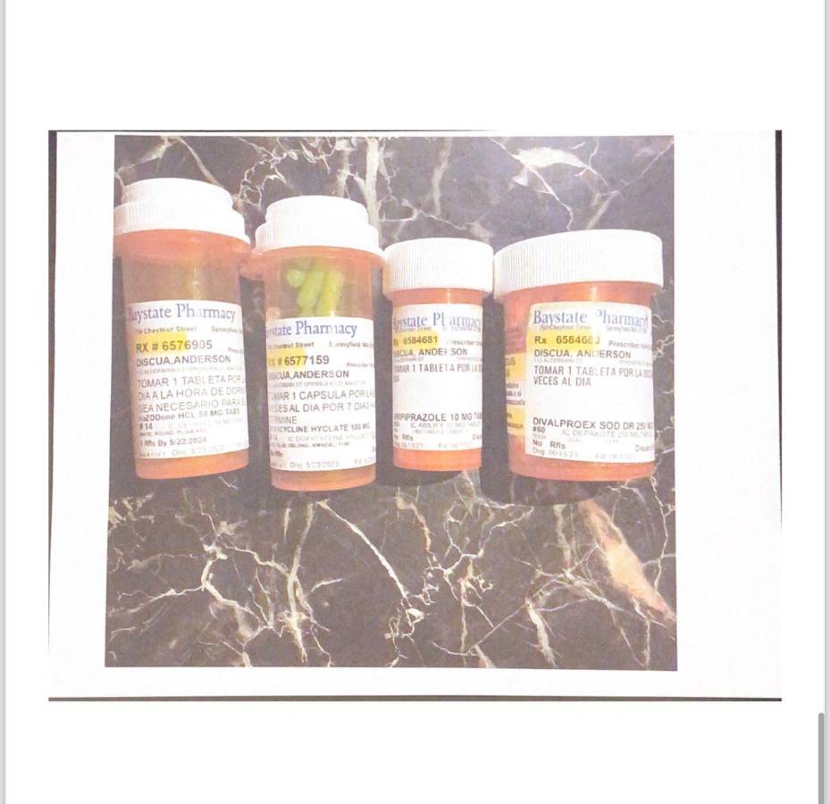 Medicamentos de control de Anderson Discua.