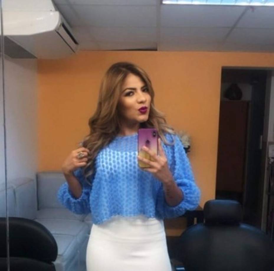 'Nuestro doctor nos dijo que su corazoncito había dejado de latir, nos afirmó que no fue algo que hice o deje de hacer y que de 10 mujeres embarazadas 3 pierden su bebé', confesó la presentador