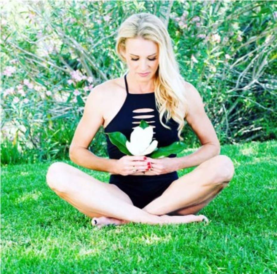 Suzy realiza Running y Yoga para distrarse.