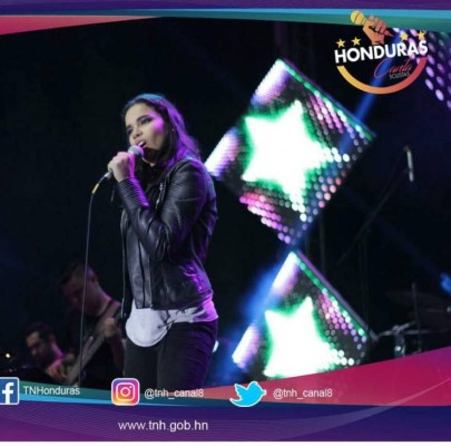 Angie representó al sector de Naco y Cofradía, Cortés en el programa de gobierno 'Honduras canta'.