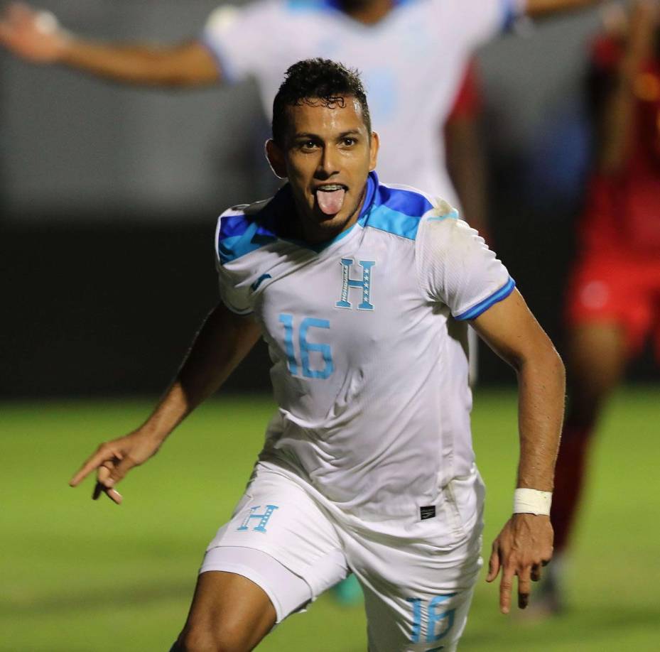 VOLANTE - Tirado como volante por derecha, Edwin Rodríguez también estaría en el equipo principal de Honduras que está obligado a lograr el triunfo frente a Cuba.