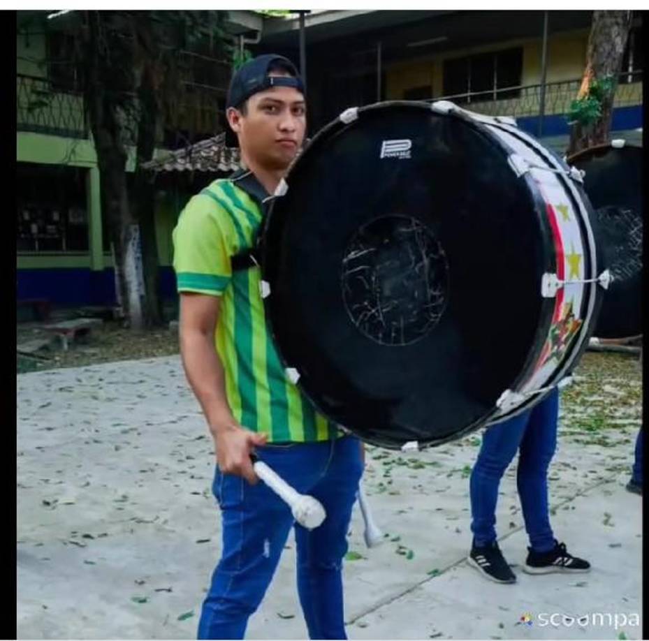 “Nuestro más sentido pésame a nuestra hermana Banda De Marcha Instituto Patria por el fallecimiento del joven Oscar Núñez quien formaba parte de prestigiosa banda. Les acompañamos en su dolor nuestras profundas condolencias a sus familiares y amigos de parte de nuestra gran familia Tecno”, fue el mensaje que el envií la banda independiente Tecno en un emotivo video que se viralizó en las redes sociales. 