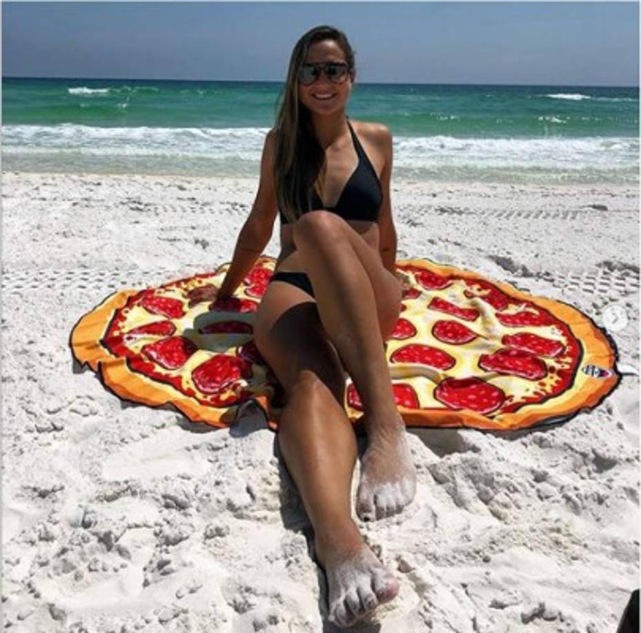 De acuerdo a fuentes extraoficiales, habrían detenido al extorsionador después de que Deyna presentara la queja al ministro de cultura y deporte.