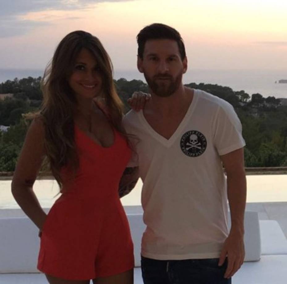 El cuento de hadas de Antonella y Messi abre un nuevo capítulo hoy con su enlace matrimonial.