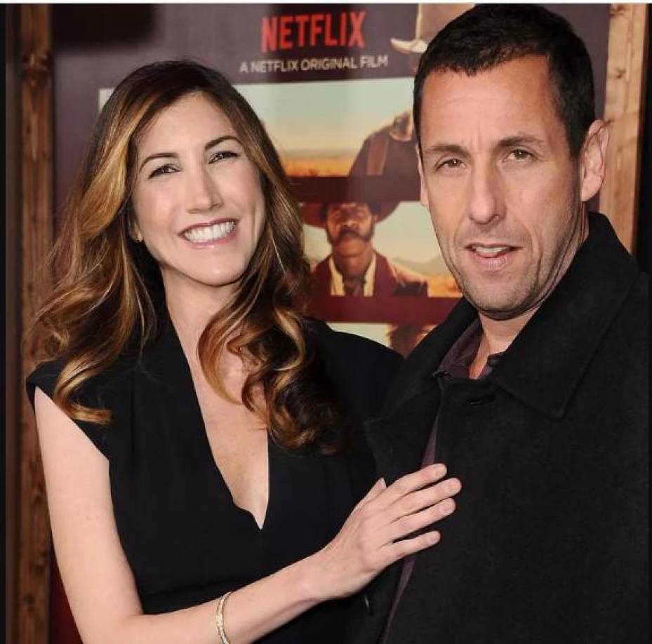 Adam está casado con Jackie Sandler(Jacqueline Titone su nombre de pila)desde el 2003. Se conocieron en el 1999 gracias a su gran amigo Schneider.