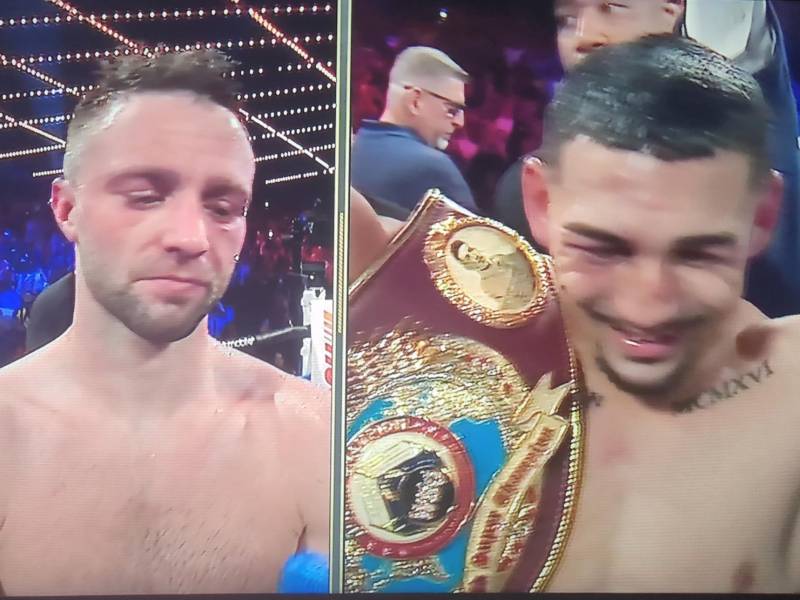 Josh Taylor fue derrotado por el hondureño Teófimo López.